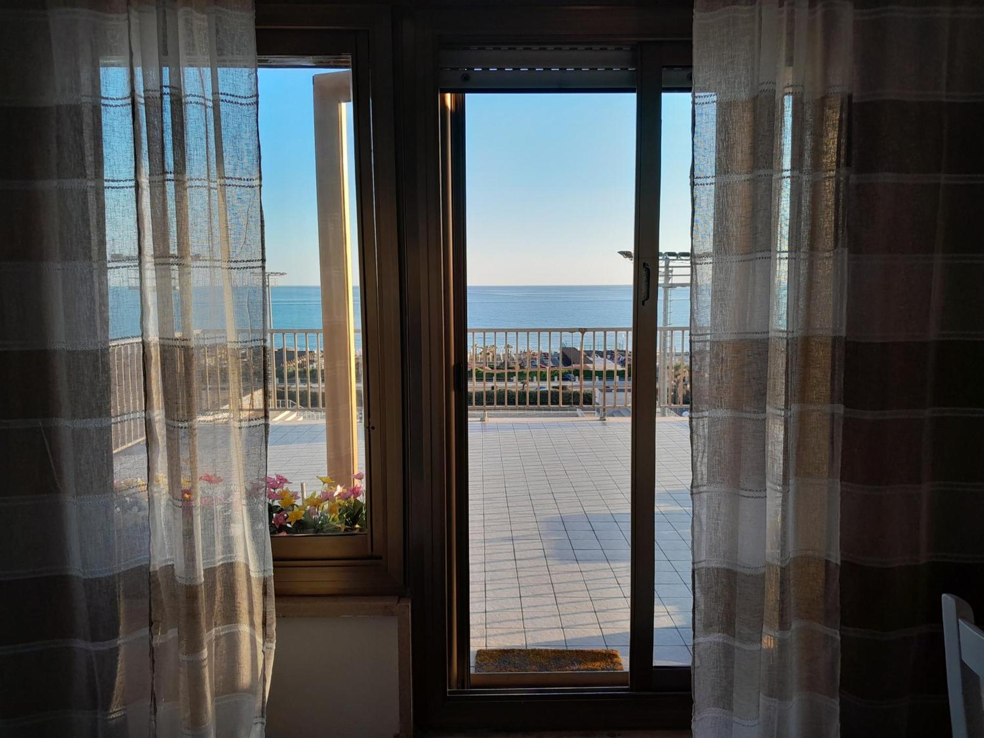 Casa Paradiso Lido di Ostia Ruang foto